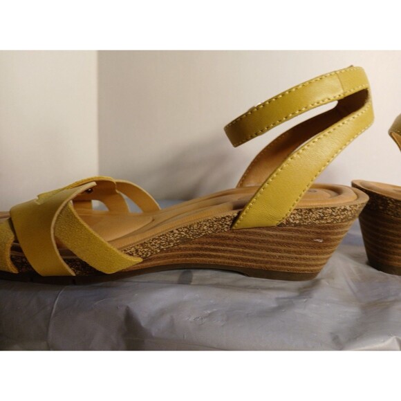 EARTH WMS-6M MUSTARD YELLOW OPEN TOE SANDALS  WEDGE,ANKLE STRAPPY - Picture 8 of 16
